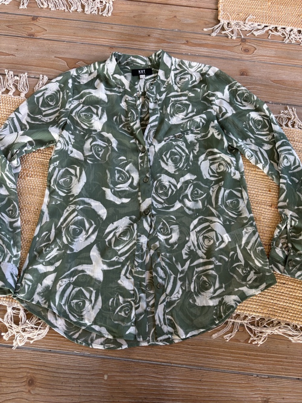 Kut from the Kloth Olive and White Rose Print Shirt - Picture 2 of 10